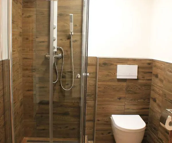 Friedrichsruh 2 Waldershof